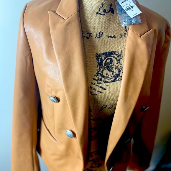 Leather jacket - Picture 2 of 4